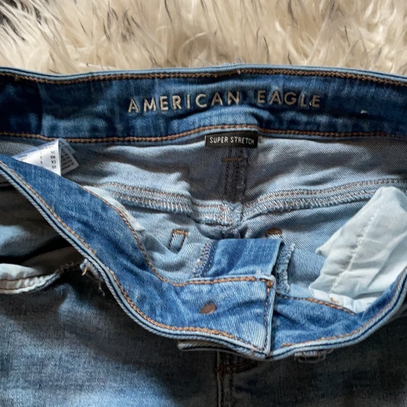 Distressed skinny jeans - Picture 2 of 4